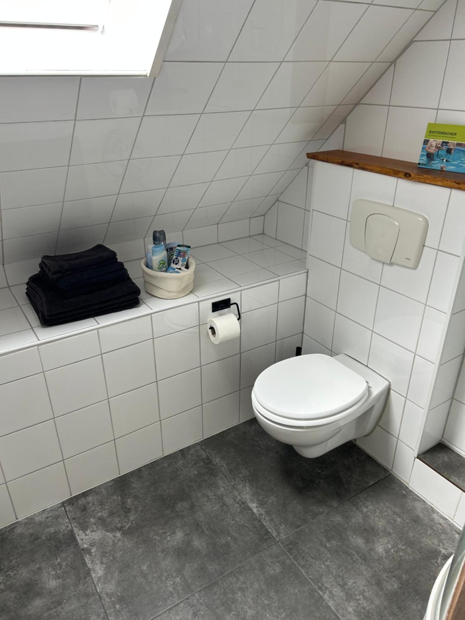 Gemuetliches Privates Apartment Oberhausen  Luaran gambar